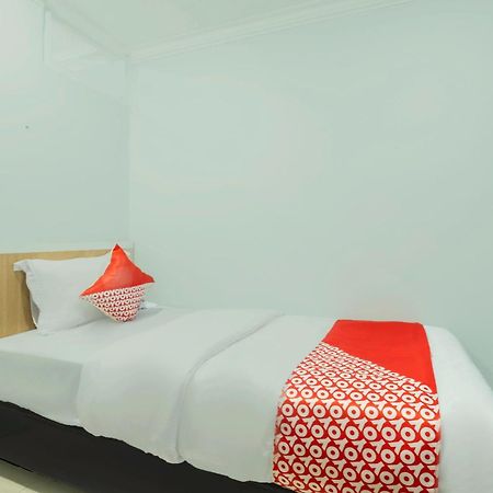 Oyo Living 2195 Al Jazeerah Residence Syariah Bandung Ngoại thất bức ảnh