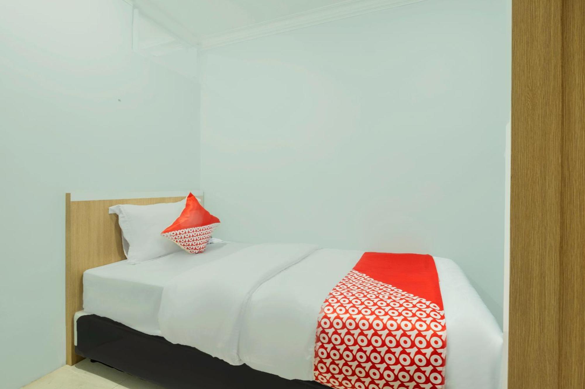 Oyo Living 2195 Al Jazeerah Residence Syariah Bandung Ngoại thất bức ảnh