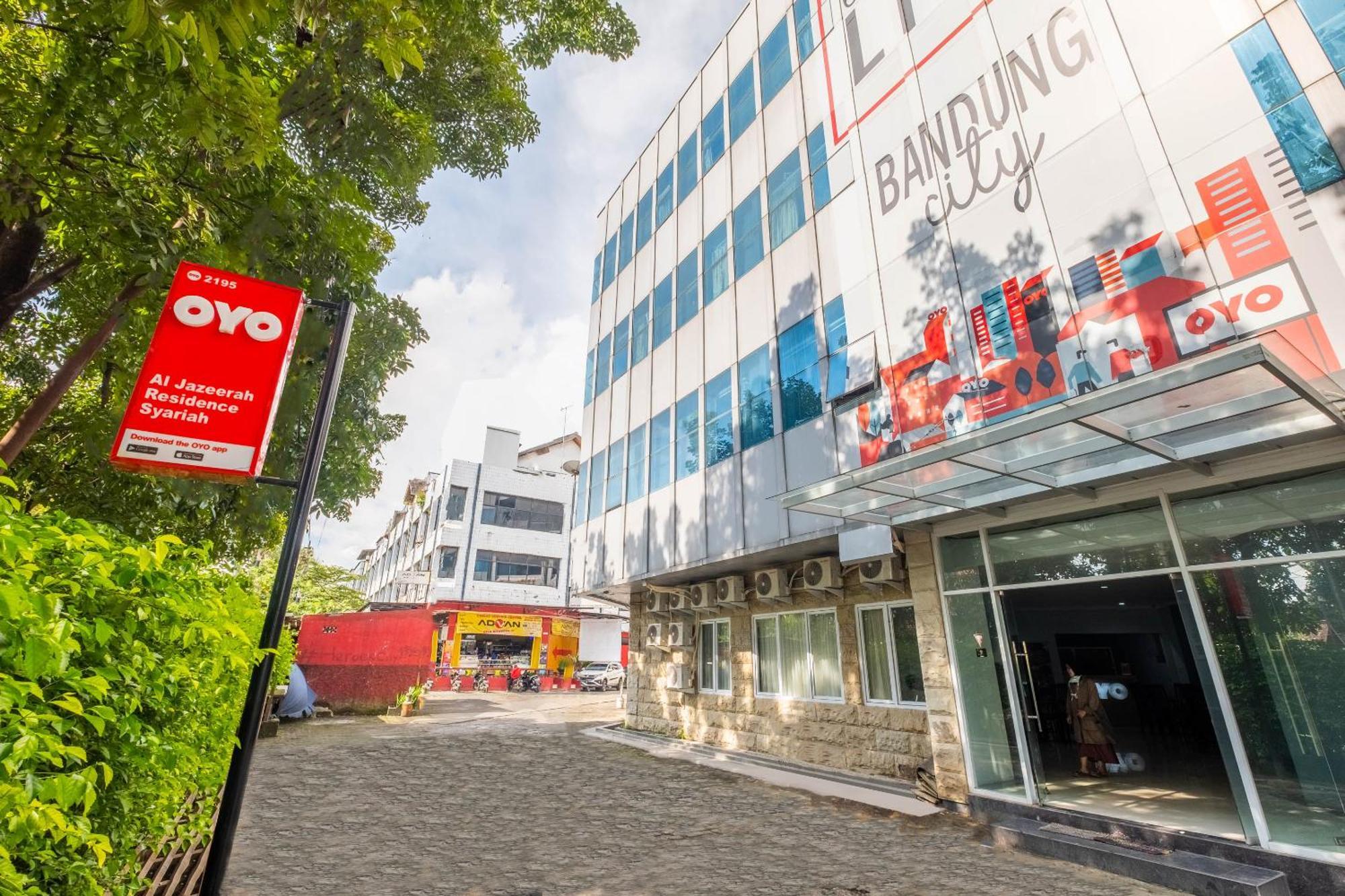 Oyo Living 2195 Al Jazeerah Residence Syariah Bandung Ngoại thất bức ảnh